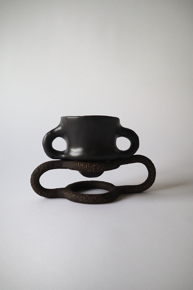 LA TASSE AUX GRANDES OREILLES
